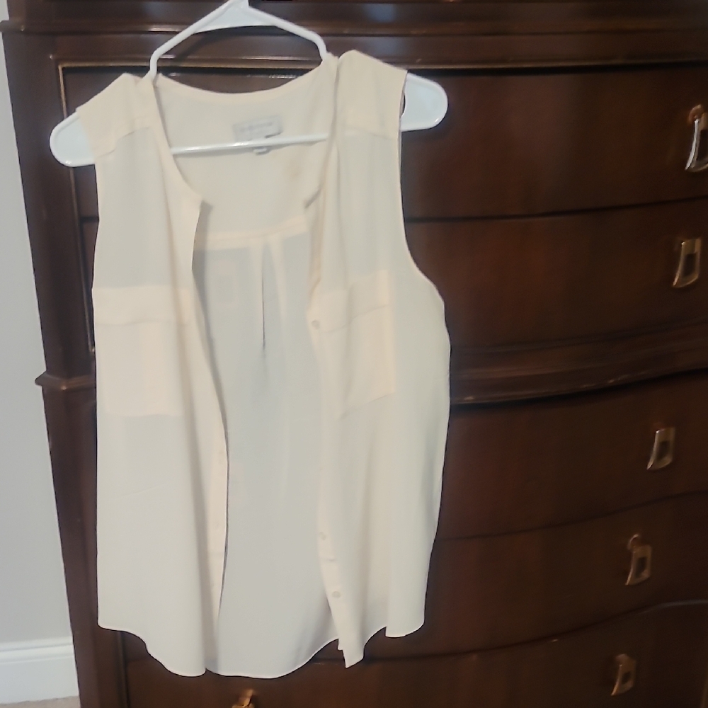 Nordstrom White Sleeveless Pleated Top